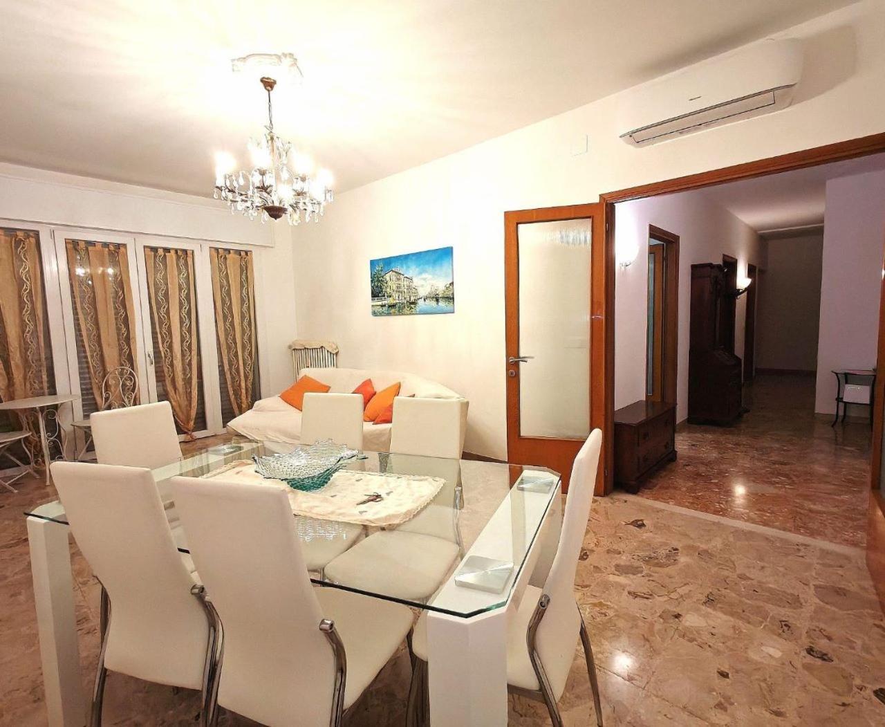 Laura Apartment Venice 4 P. 15 M To Venice メストレ エクステリア 写真