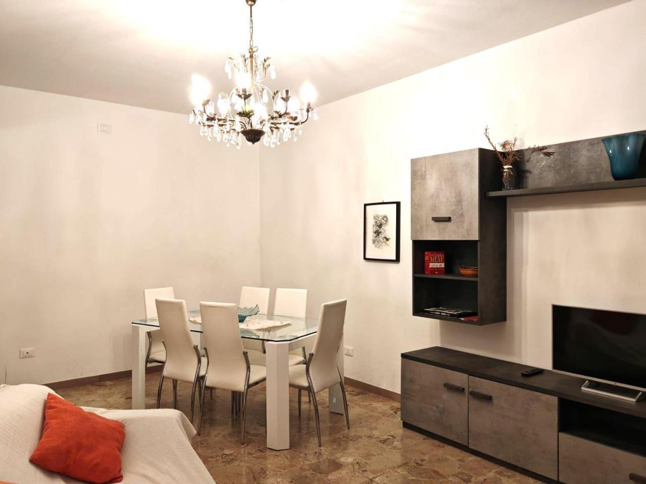 Laura Apartment Venice 4 P. 15 M To Venice メストレ エクステリア 写真